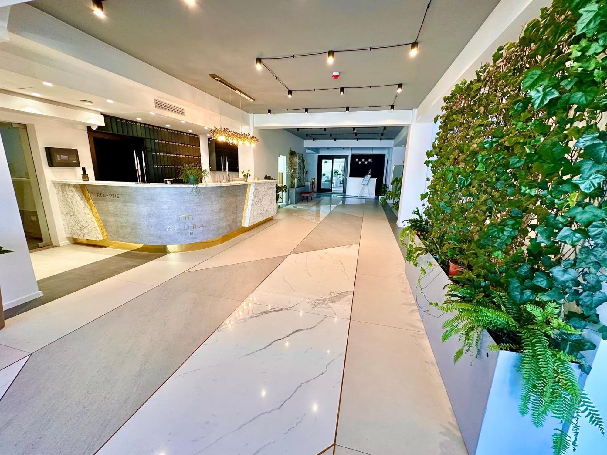 Hotel Agora Mures เตอร์กู-มูเรช ภายนอก รูปภาพ